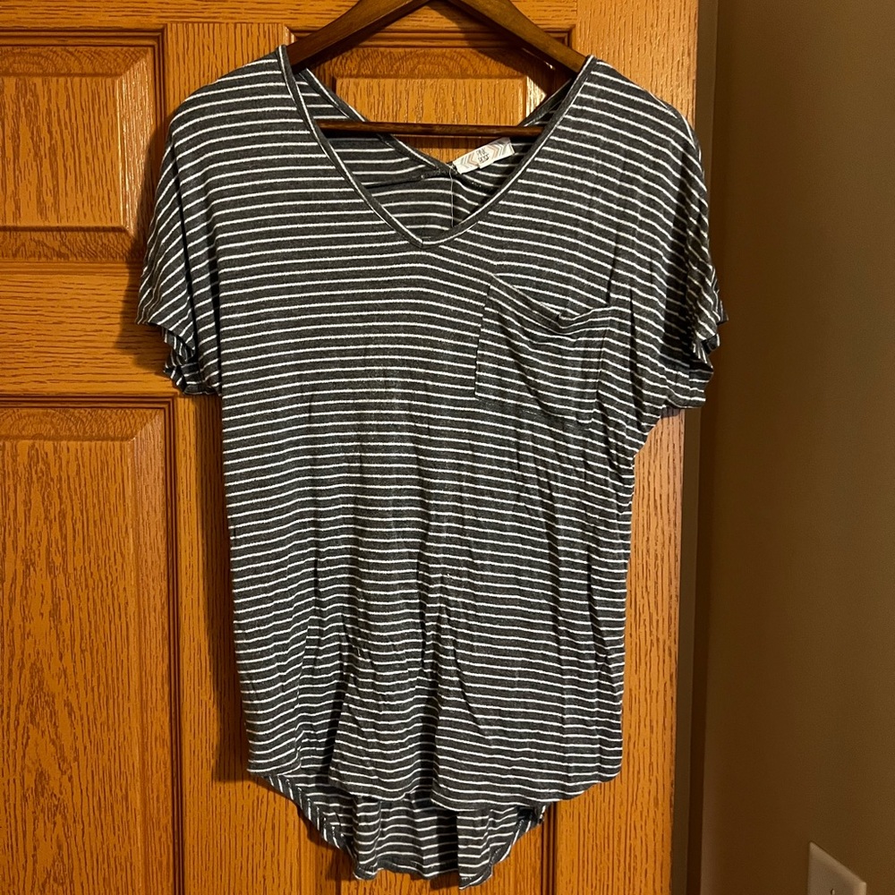 Women’s v-neck